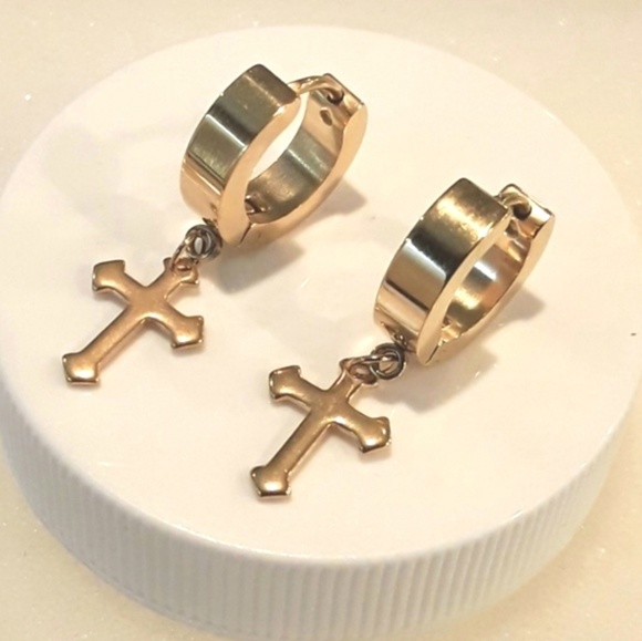 NEW Huggie Hoop Cathedral Cross Earrings - Picture 3 of 8